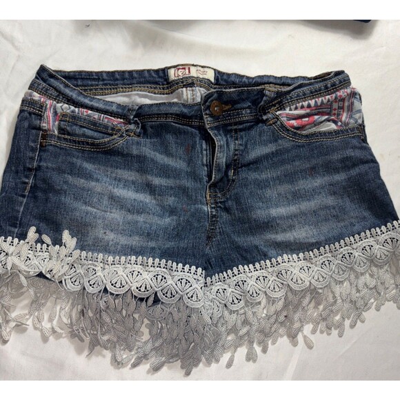 Denim Bundle Lot 4 Pc  3 Shorts 1 Pair Of Jeans Size 6 Dark & Medium Wash  BL - Picture 2 of 16